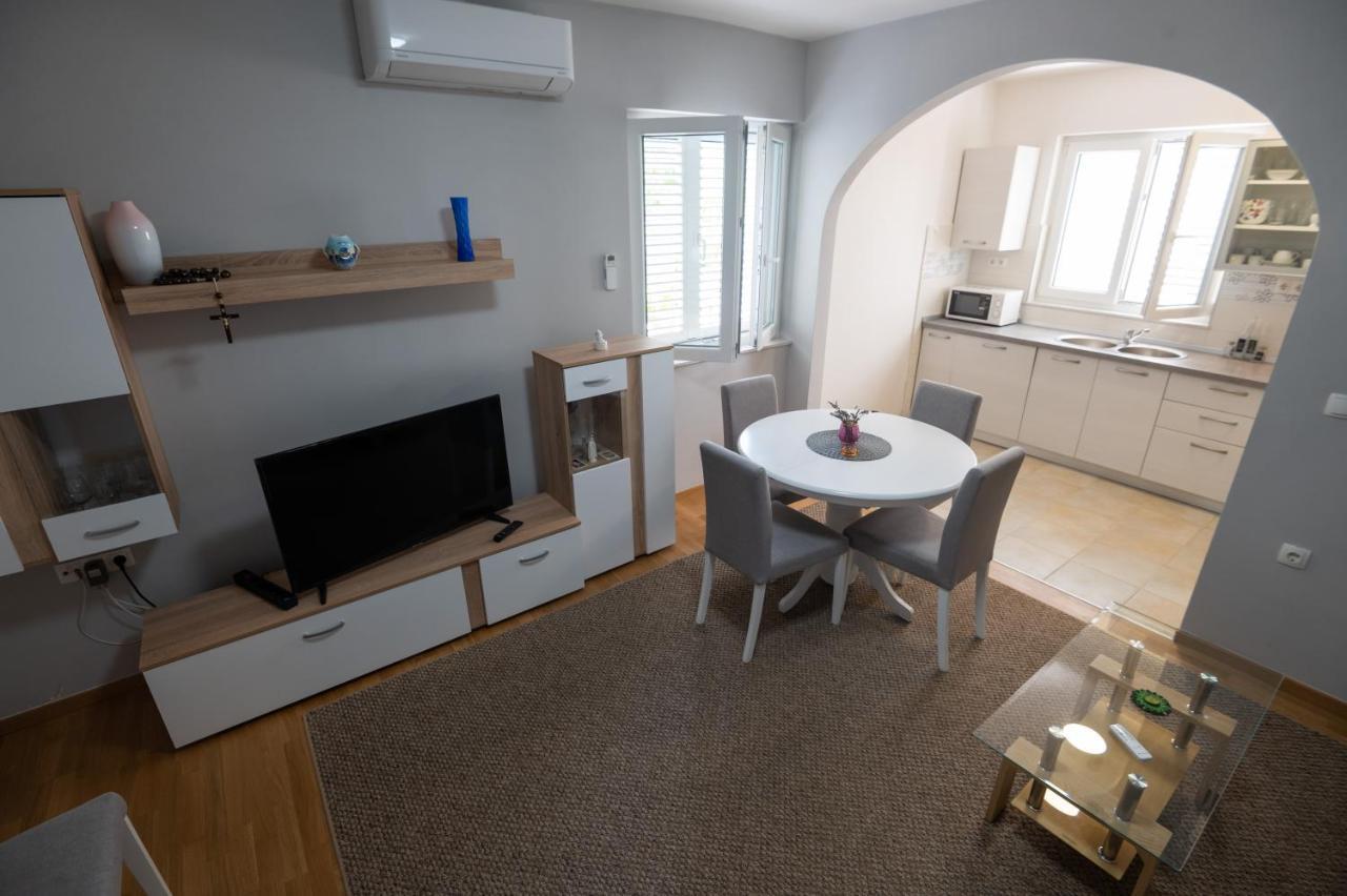 Modern Apartment Edda - Quiet Area - Close To Old Town And Beaches Zadar Buitenkant foto
